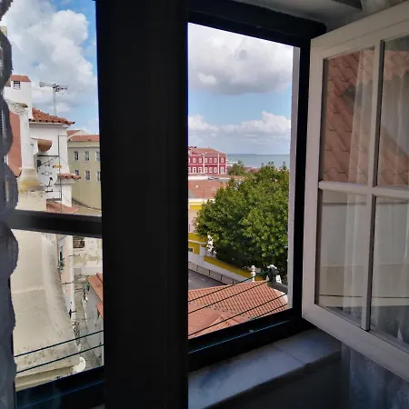 Alfama With A View-3