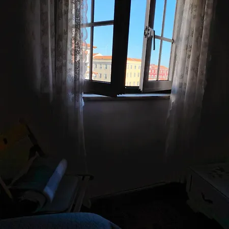 Alfama With A View-3